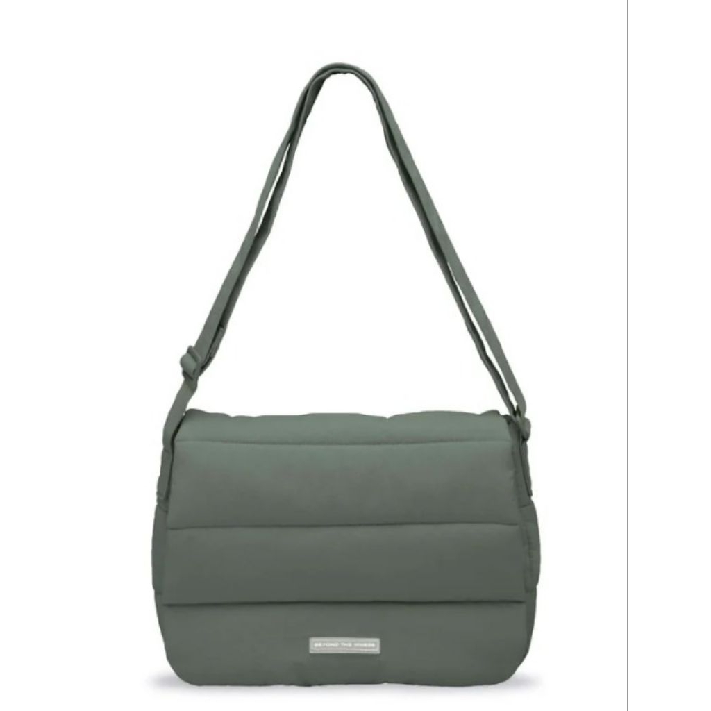 Beyond The Vines Poofy Bag