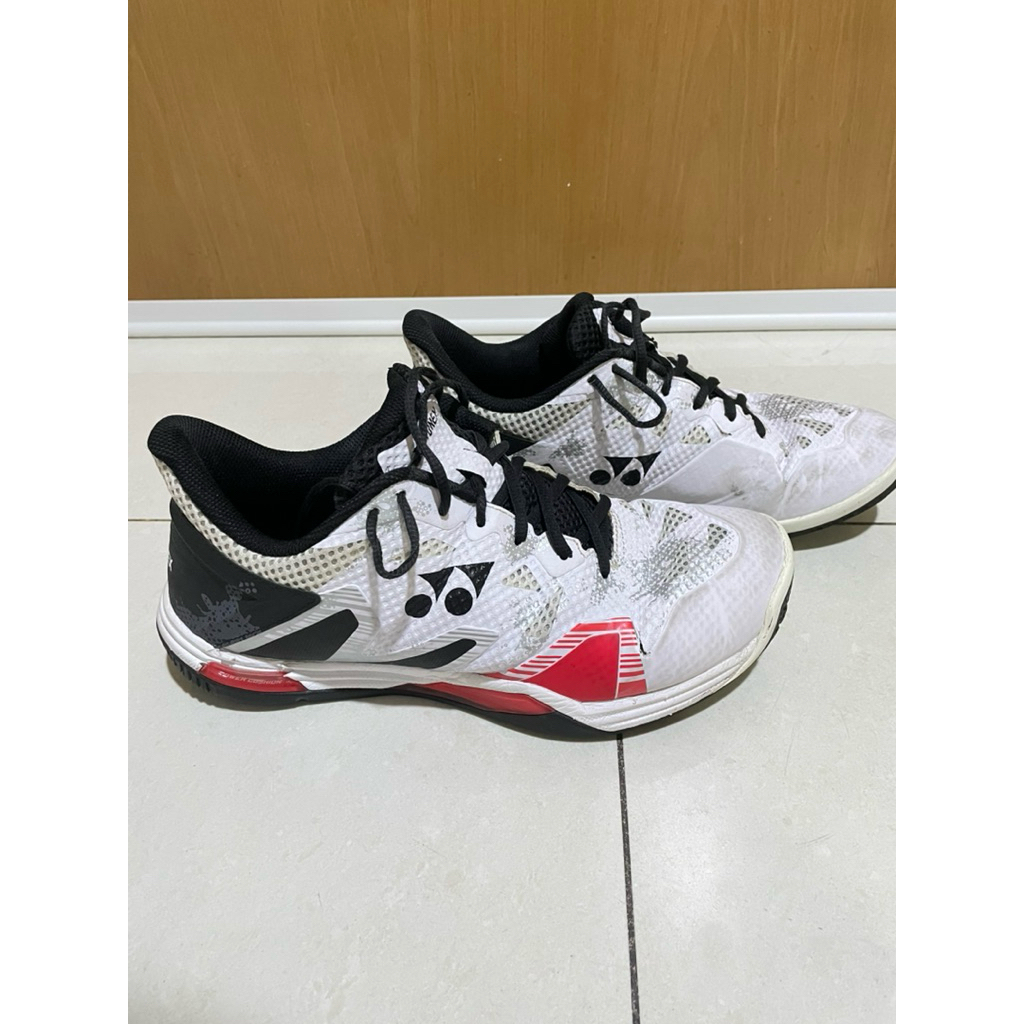 Sepatu Yonex Eclipsion z3 Wide pria second Sepatu badminton
