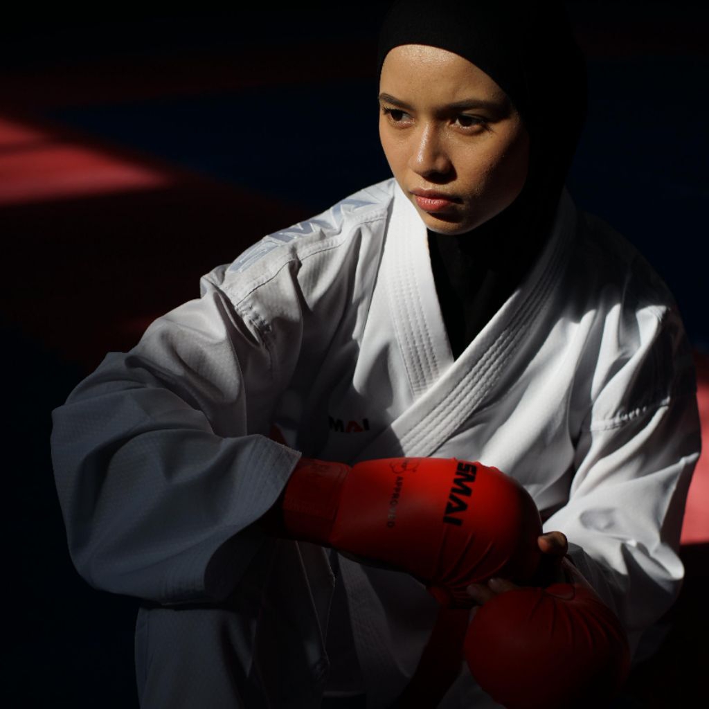 KARATE Kumite-Gi Pro Fighter White SMAI - WKF Approved Putih polos NEW