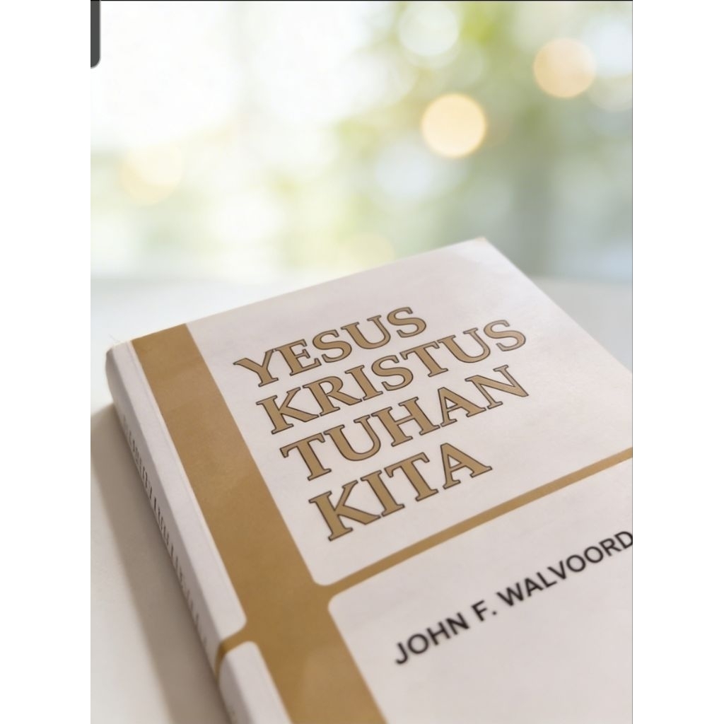 Buku Penerbit YAKIN - YESUS KRISTUS TUHAN KITA