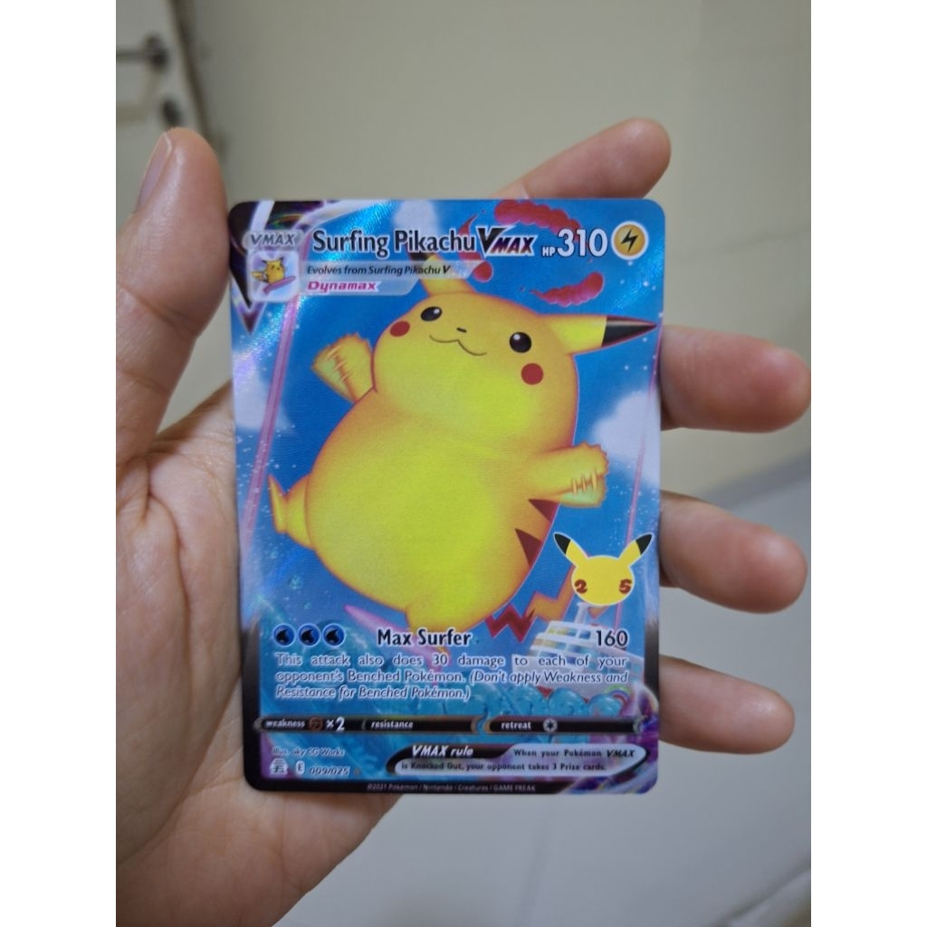 Kartu Pokemon English Surfing Pikachu VMAX 009/025 - Pokemon Celebrations Original