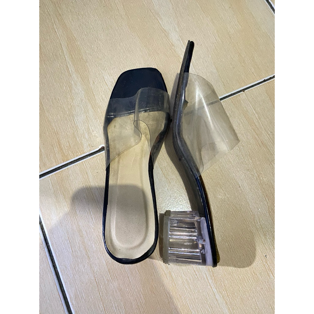 Sandal selop kaca wanita