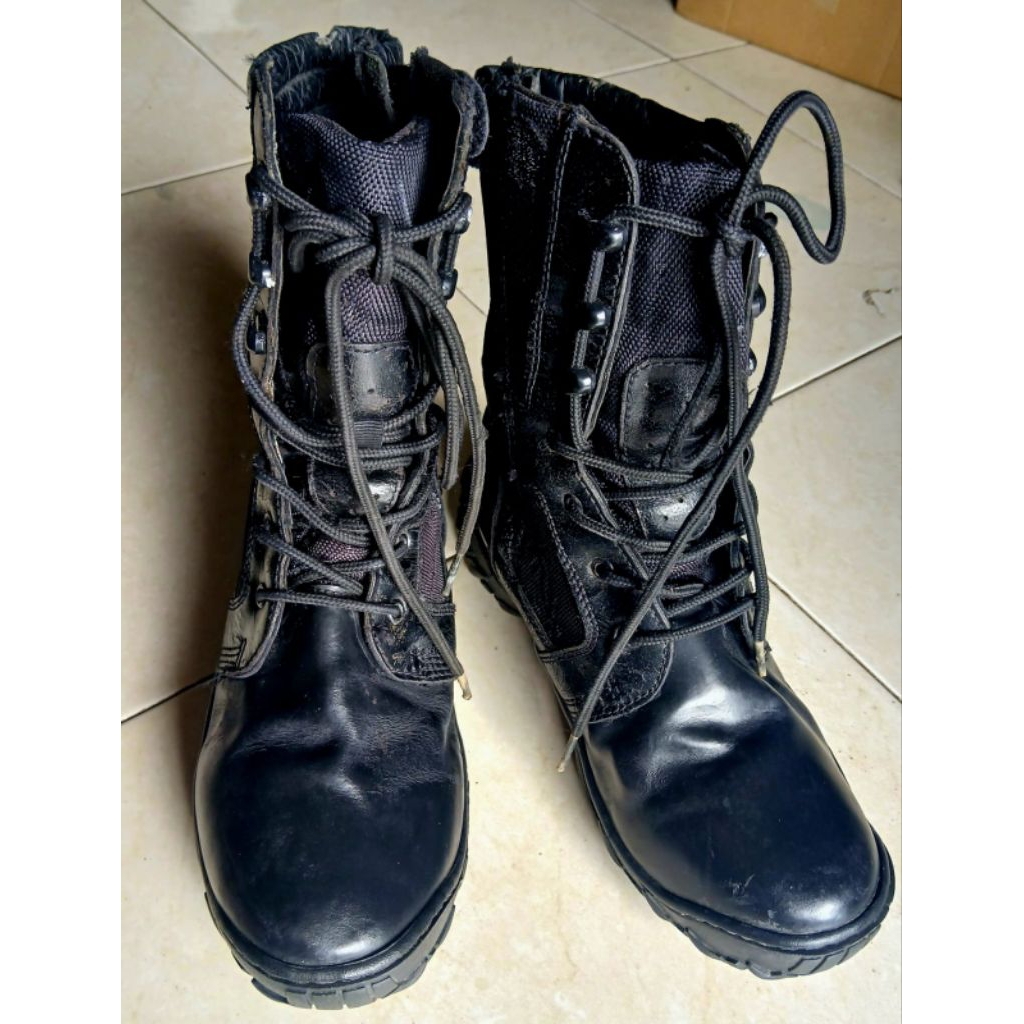 sepatu PDL Polda uk 41 second