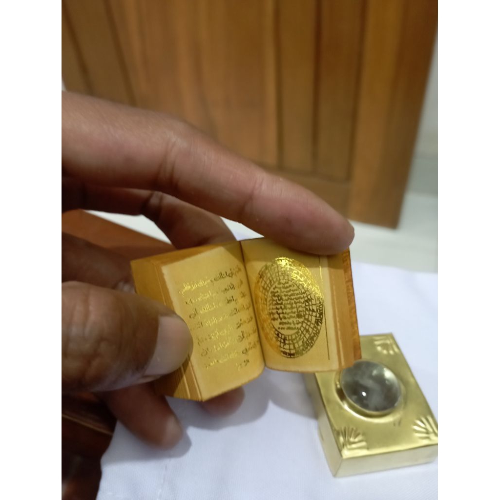 kitab Andarun buku tinta warna emas bahasa arab