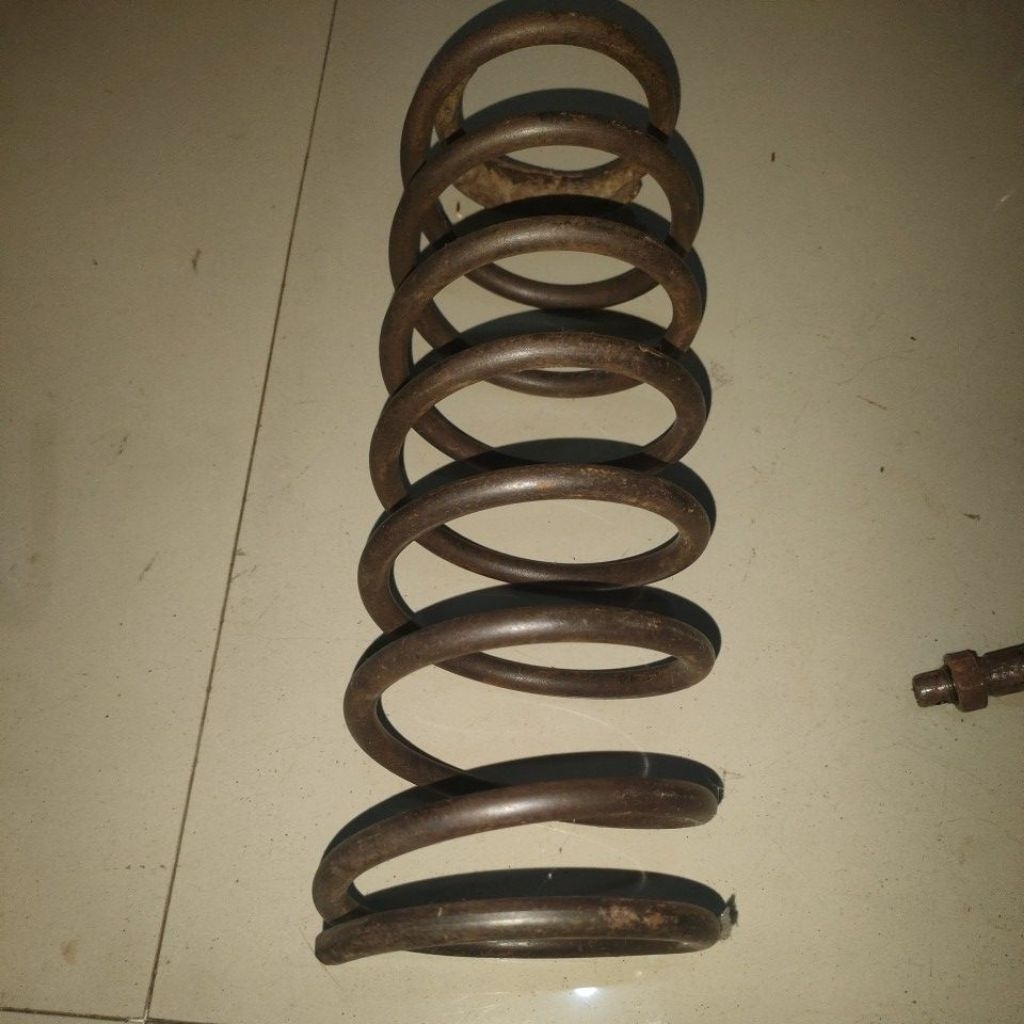 Pegas Spiral (coil spring) depan Corrolla DX 1980/1981