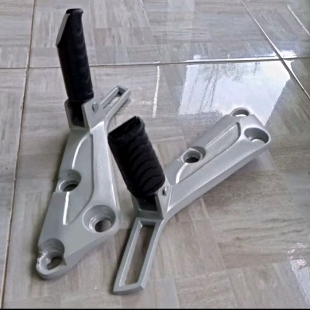 Postep footstep power dudukan step belakang SUPRA X, SUPRA FIT LAMA 110 SJN Motor Variasi