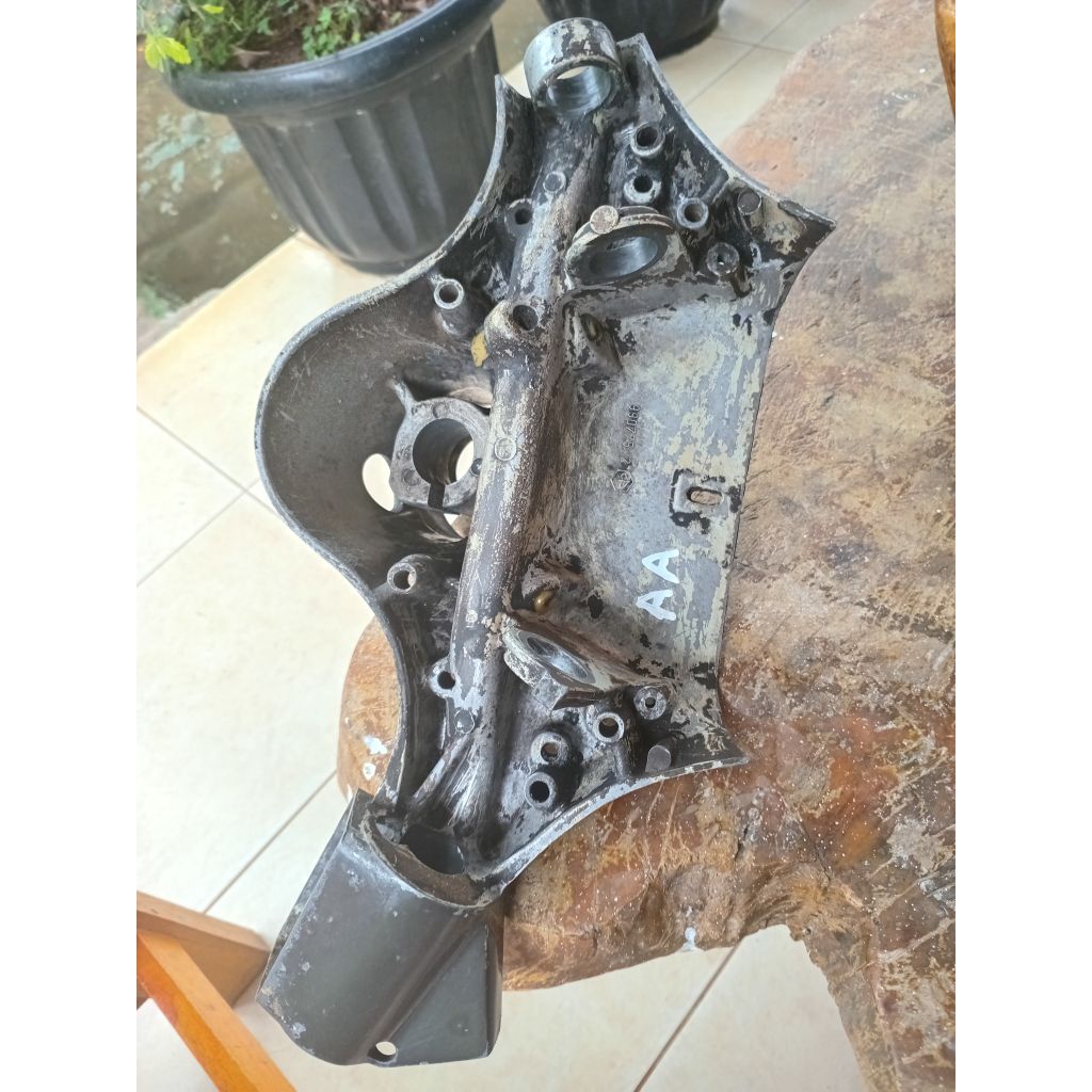 batok bawah AA  kepala vespa ps.px.exclusive.strada.original copotan