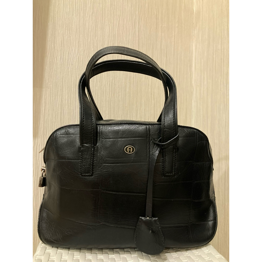 Aigner Croco VIntage Handbag