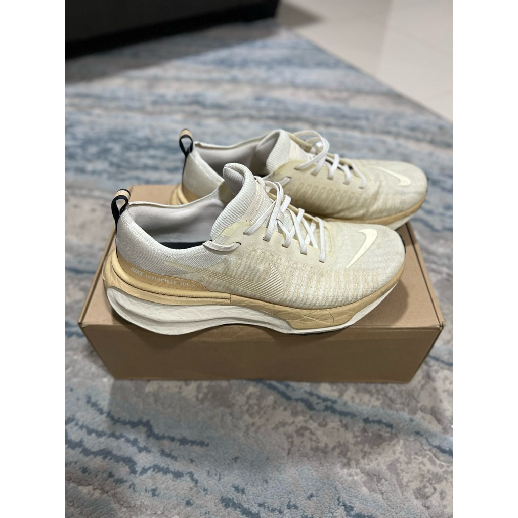 sepatu lari running nike invicible run 3 size 45