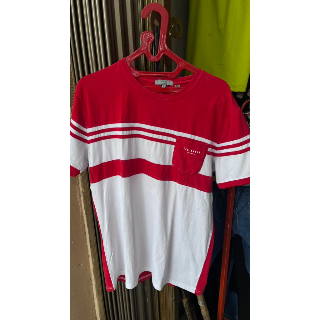 kaos ted baker london