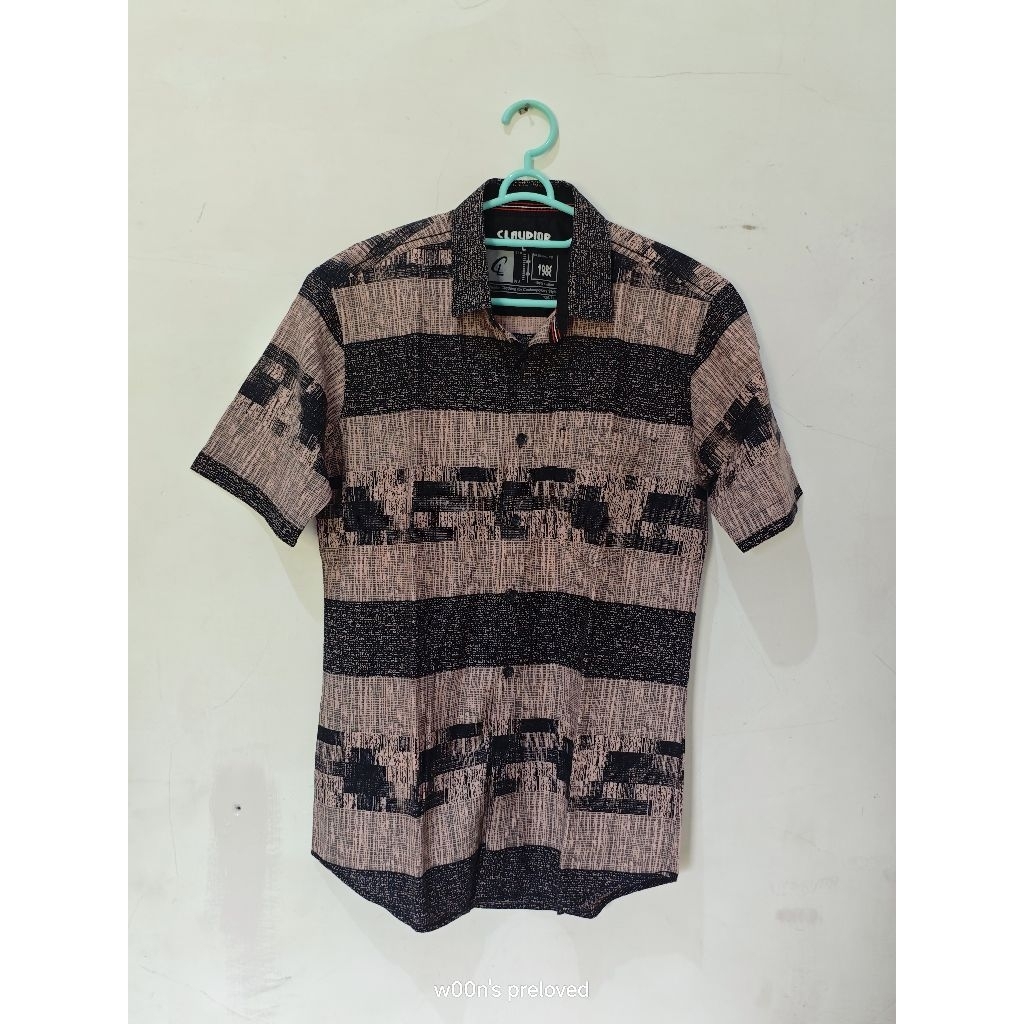 pl Kemeja Batik Rayon Pria CLAUDIOR Size L