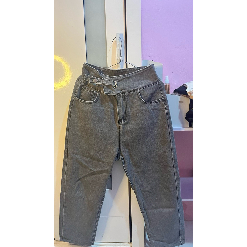 Celana jeans luxe dlabel wanita