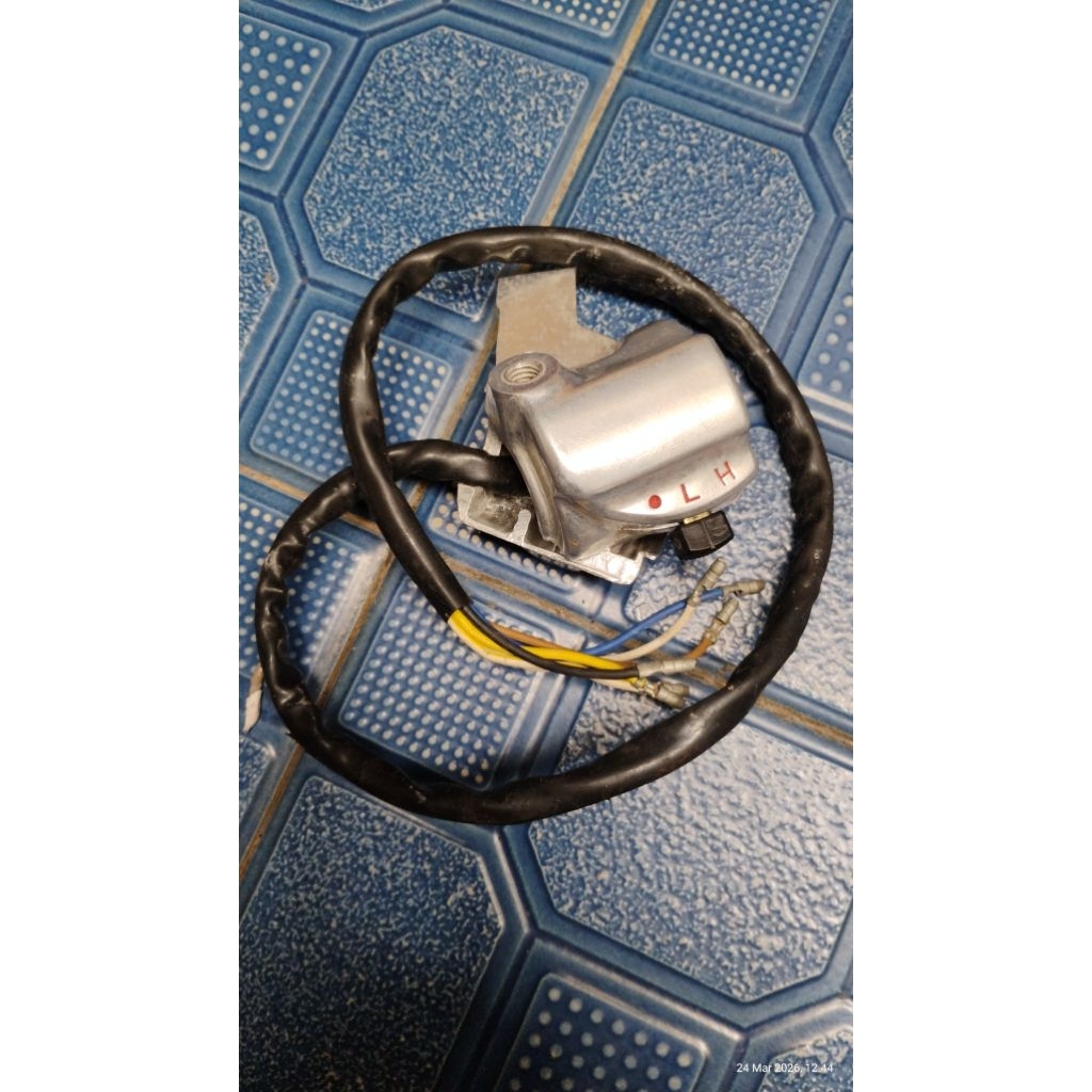 Holder Kanan CB100 CB125 Original NOS