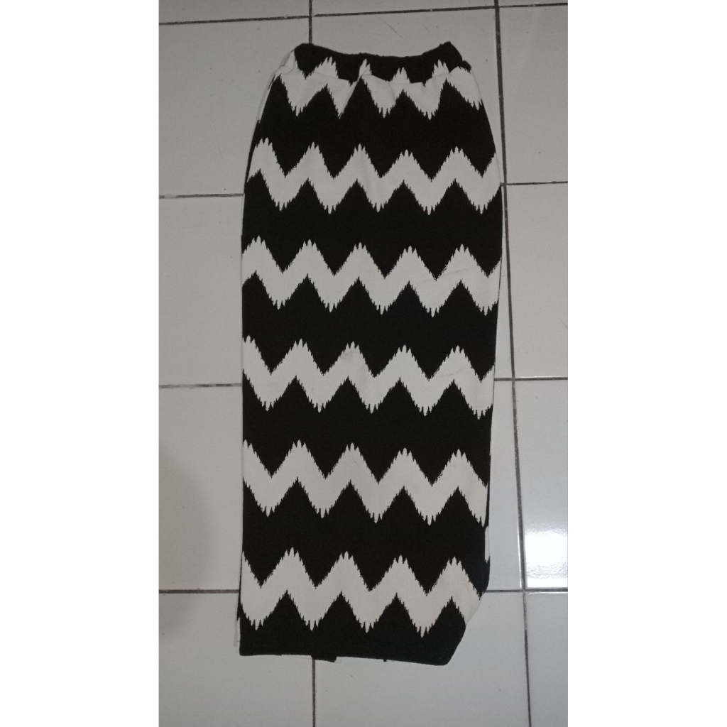 Preloved rok span kondangan