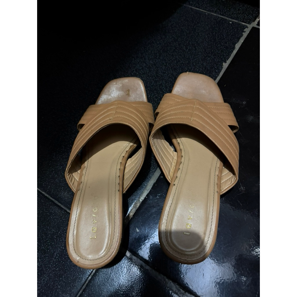 Preloved Sandal Laviola Cokelat