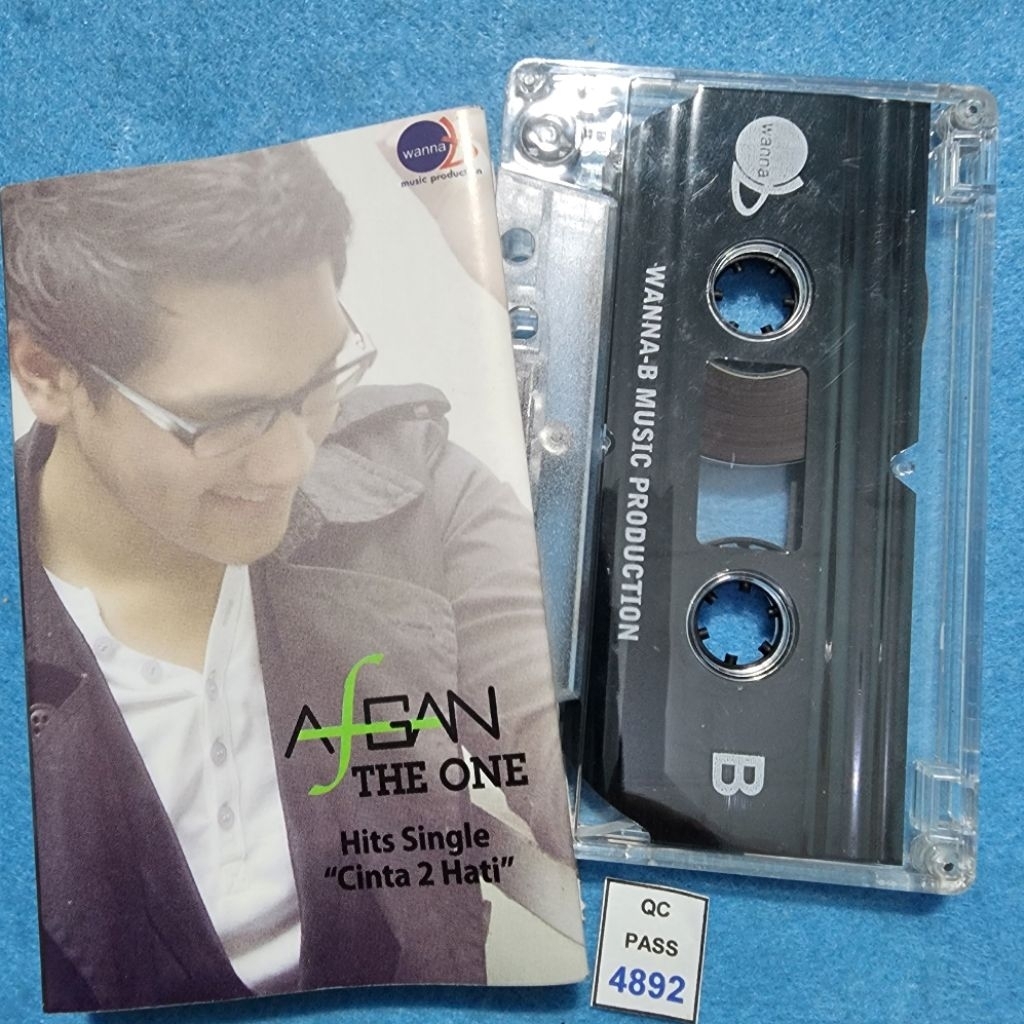 Kaset Pita Afgan / The One