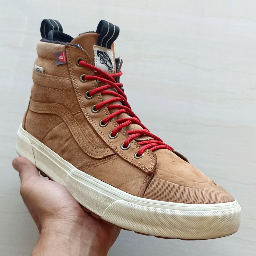 (RARE) VANS SK8-Hi MTE 2 Chipmunk Marshmallow