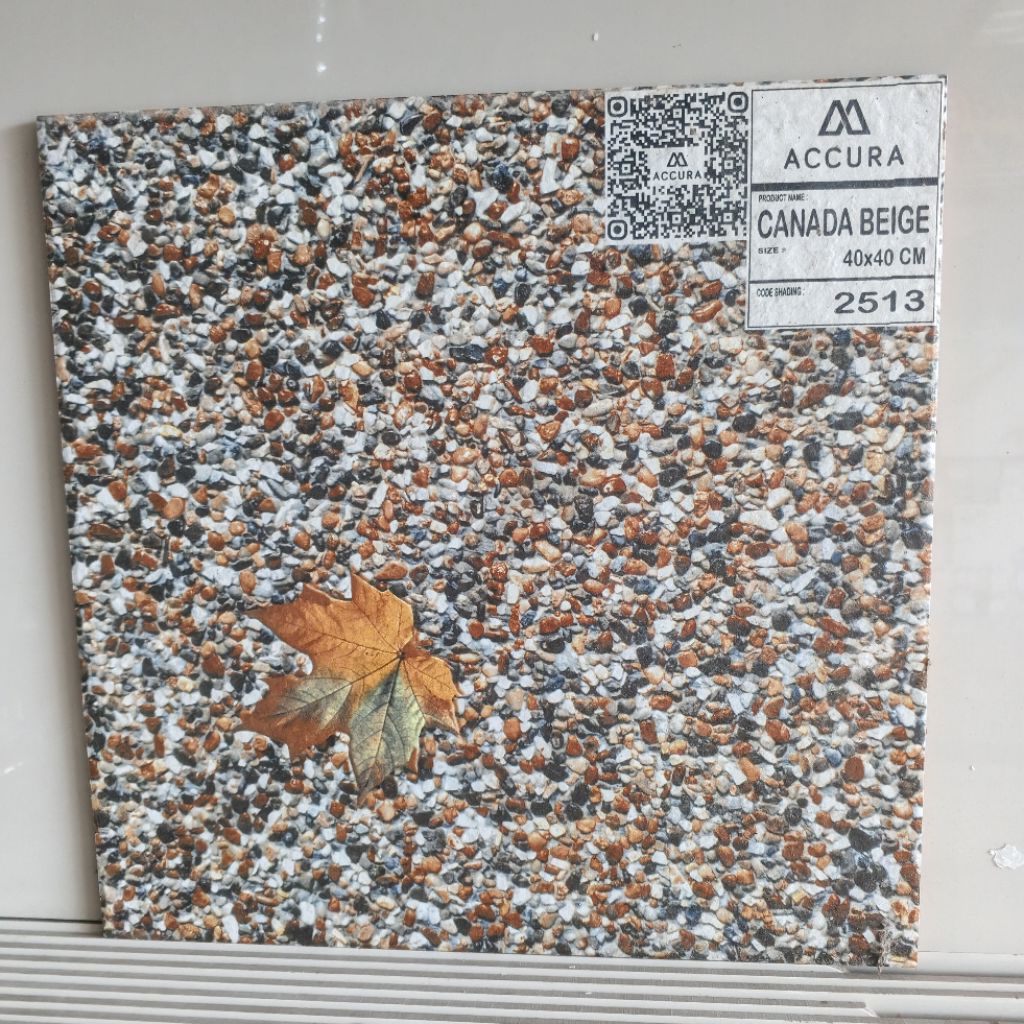 KERAMIK LANTAI KASAR UKURAN 40X40 TYPE CANADA BEIGE