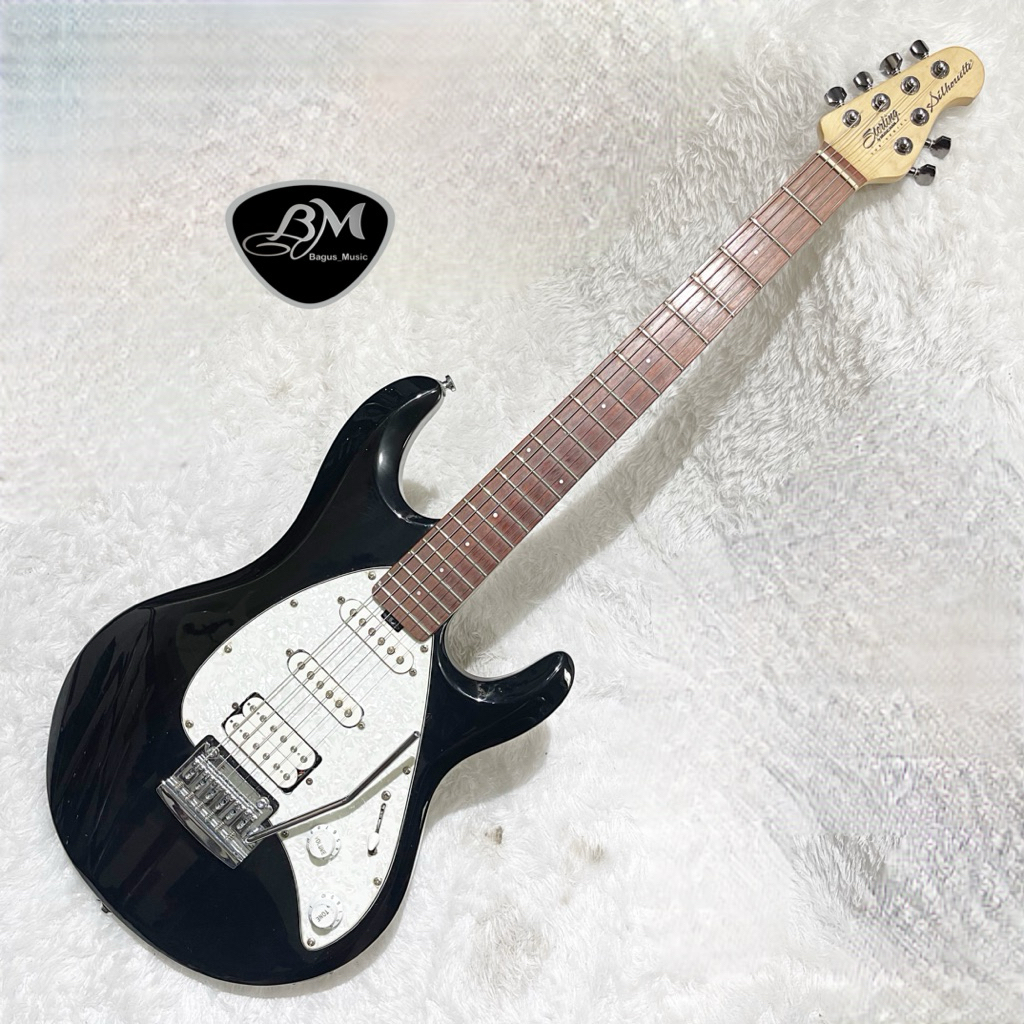 Gitar Sterling Silhouette by Musicman