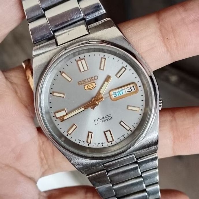 Seiko 5 Automatic Cal 7s26-0520 Sunburst Grey Dial