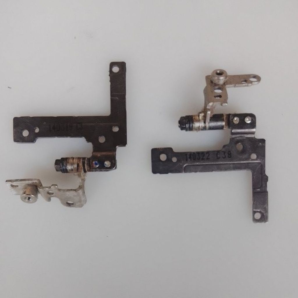 Engsel Laptop Dell Latitude E7240