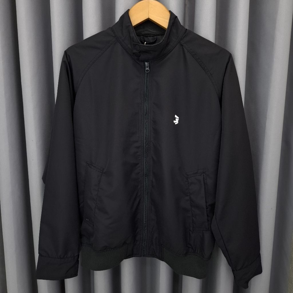 Jaket Bomber Pria 3second Regular Fit Taslan Original 070426