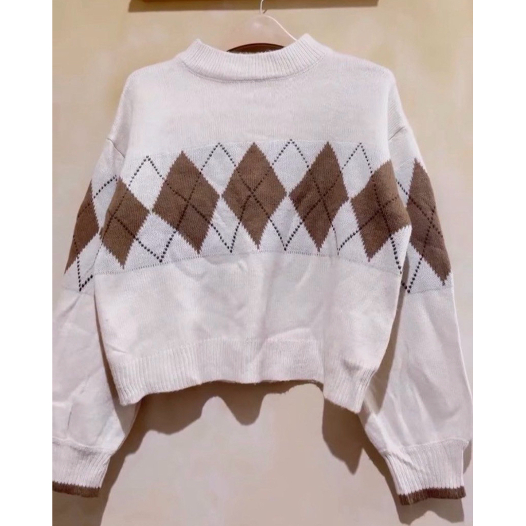 Sweater Rajut Ketupat