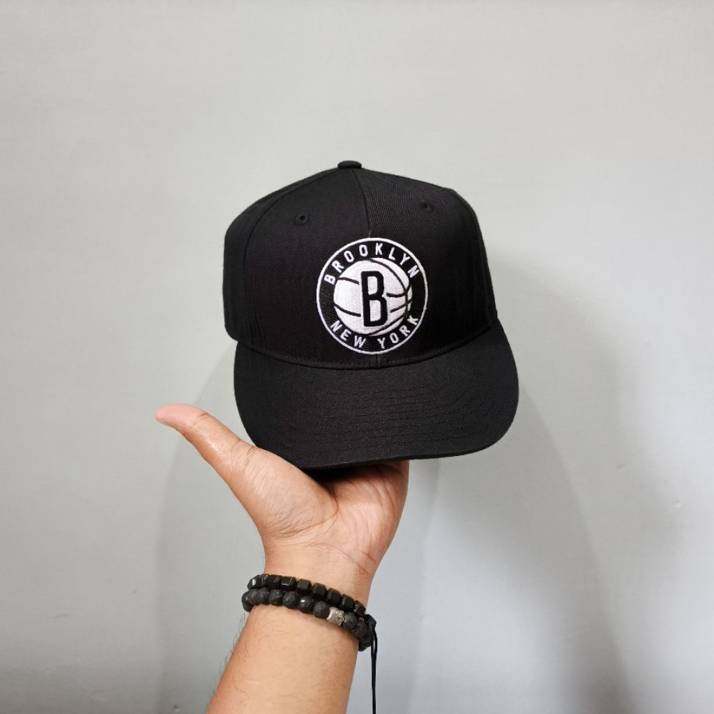 Snapback Adds Brooklyn New York NBA Fitted Original