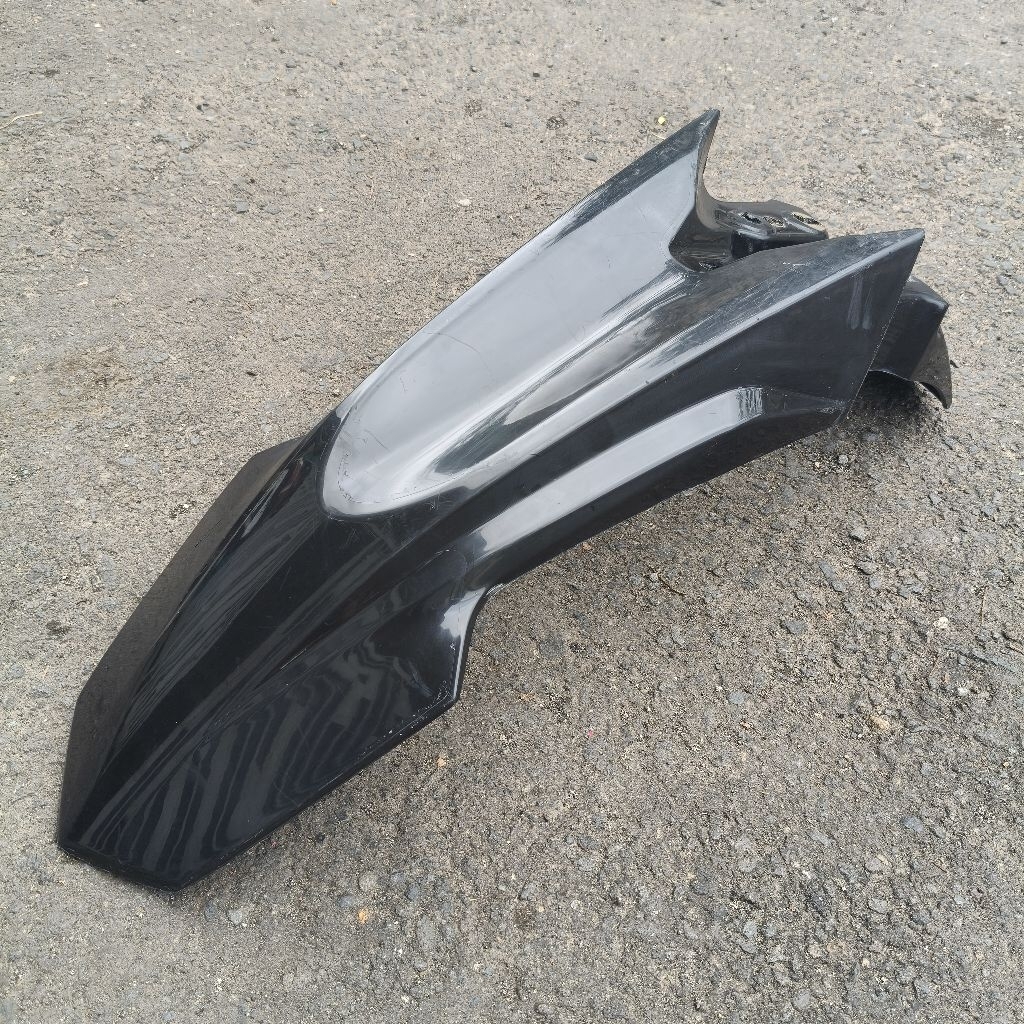 Spakbor depan CRF 150L Aftermarket (bukan original) bekas