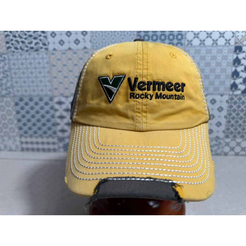 Topi Second Brand Branded Vermeer Rocky Mountain Ripped Cap By The Identity Group Original Full Tag