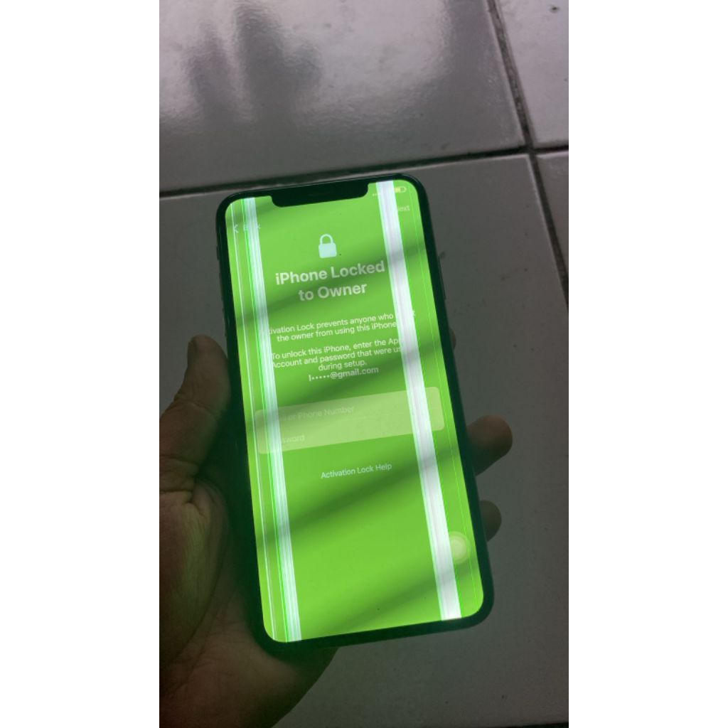 iPhone XS Max 256GB iBox Gold iCloud Lock – LCD Bergaris – Backglass Retak – Lama Tidak Dipakai