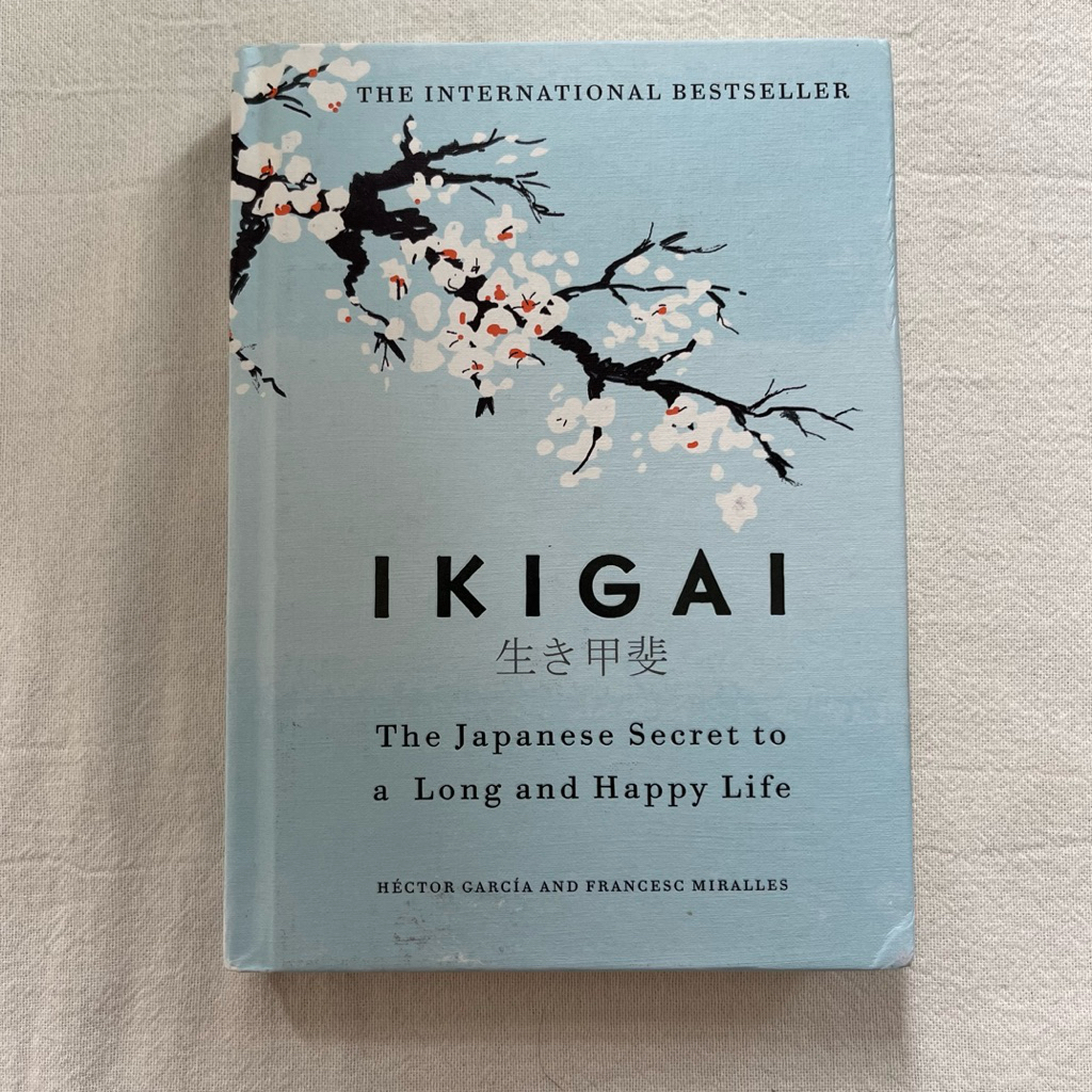 Ikigai: The Japanese Secret to a Long and Happy Life (HC) by Hector Garcia Puigcerver | buku prelove