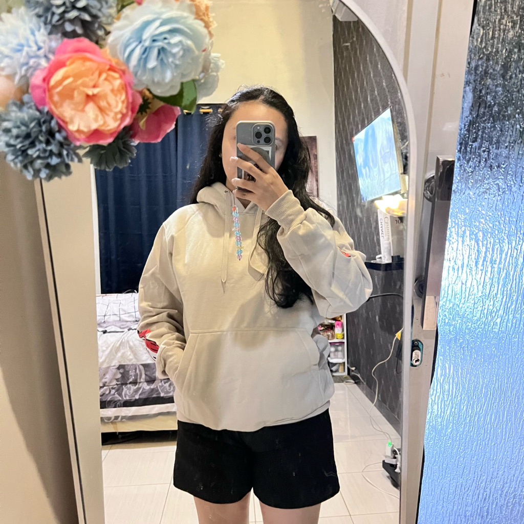 PRELOVED HOODIE IVORY / HOODIE SWEPO