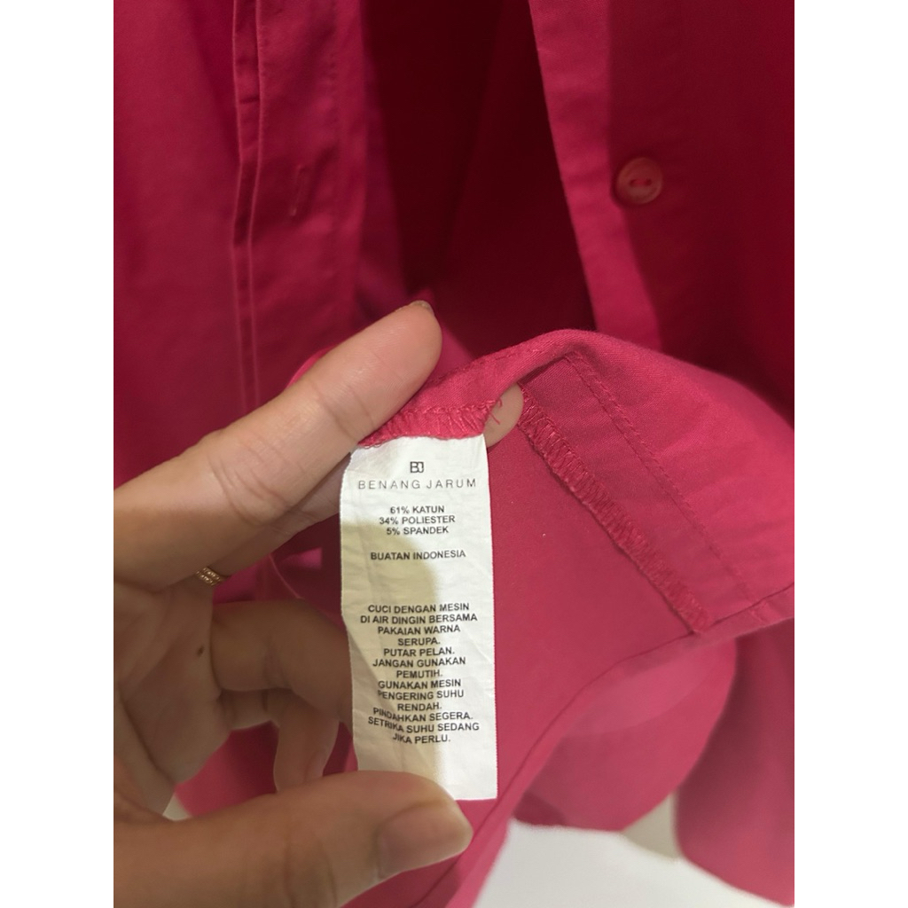 kylie shirt benang jarum