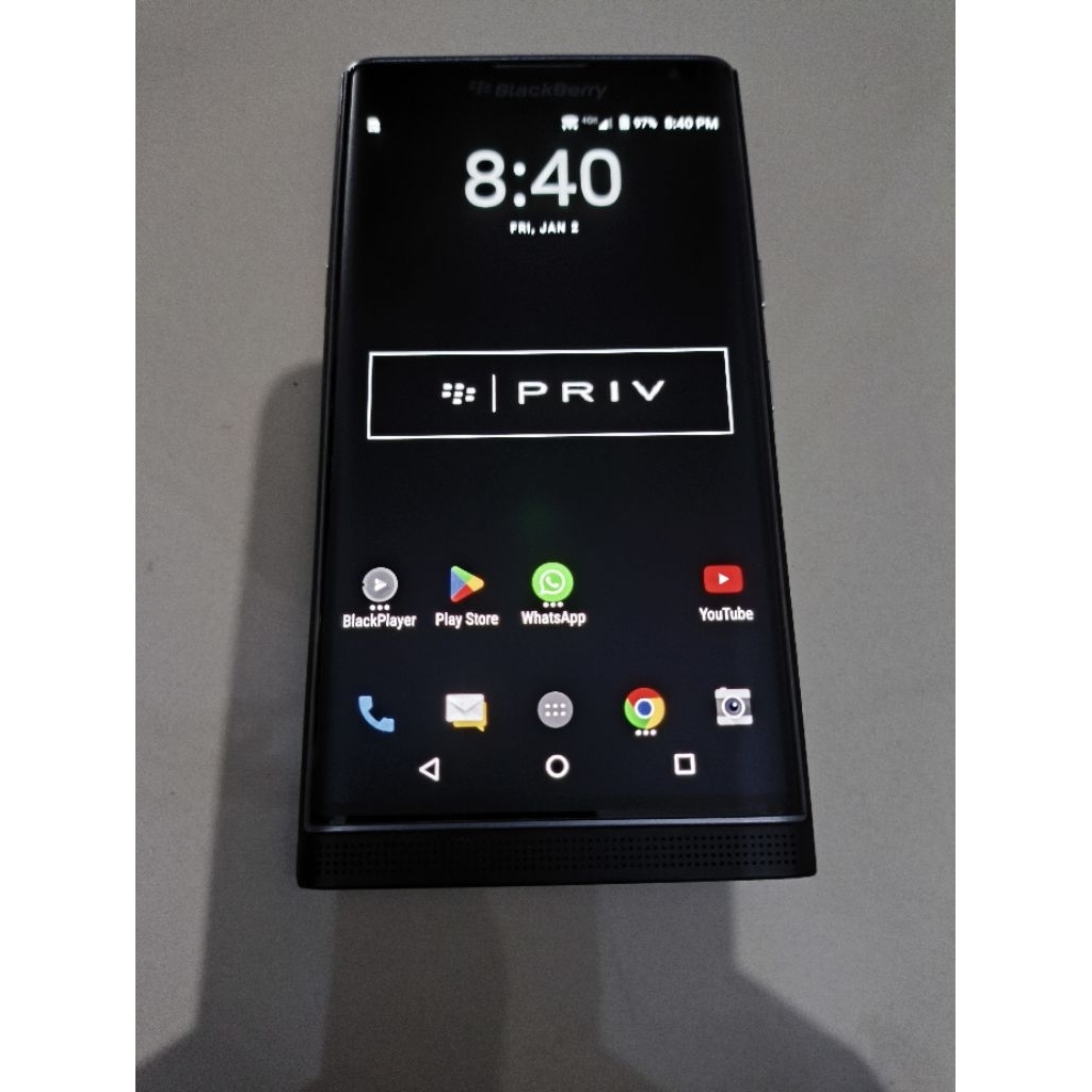 Blackberry Priv, Sinyal On, Mulus, Semua Fungsi Normal