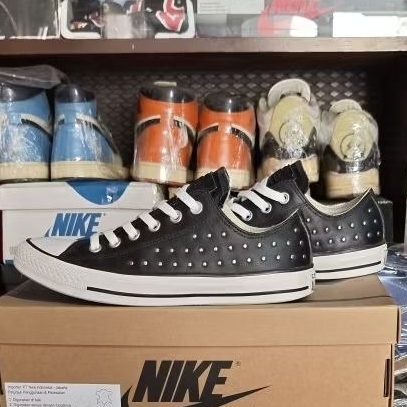 Converse CTAS Black Leather Studded with Iron, sz.39/245. Original.