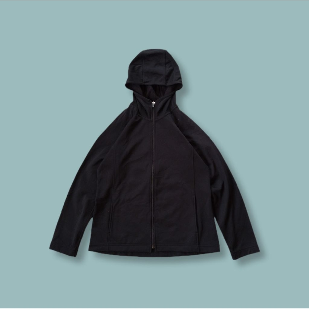 UniqueCasual - Jaket Uniqlo Softshell Black Second L