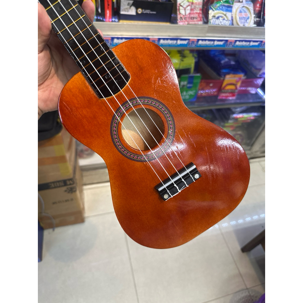 GITAR UKULELE IMPORT 4 SENAR GITAR KECIL