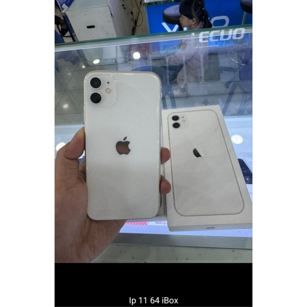 iphone 11 64gb garansi ibox second