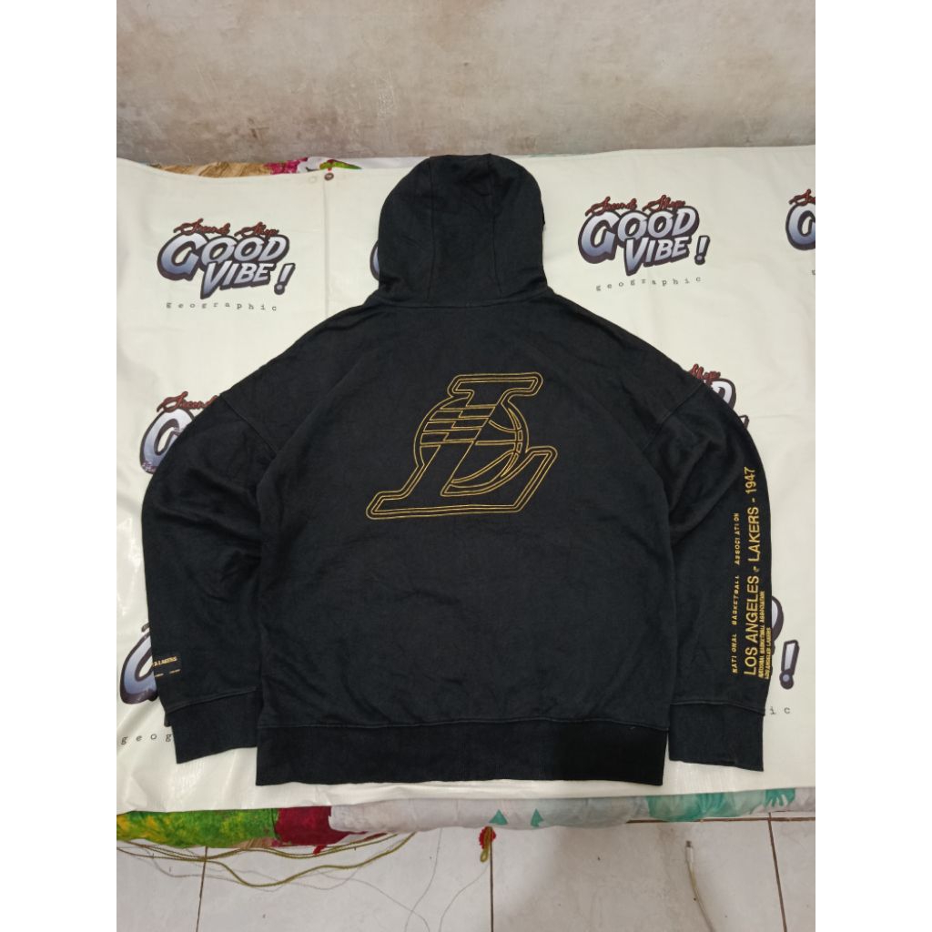 NBA lakers golden zipper