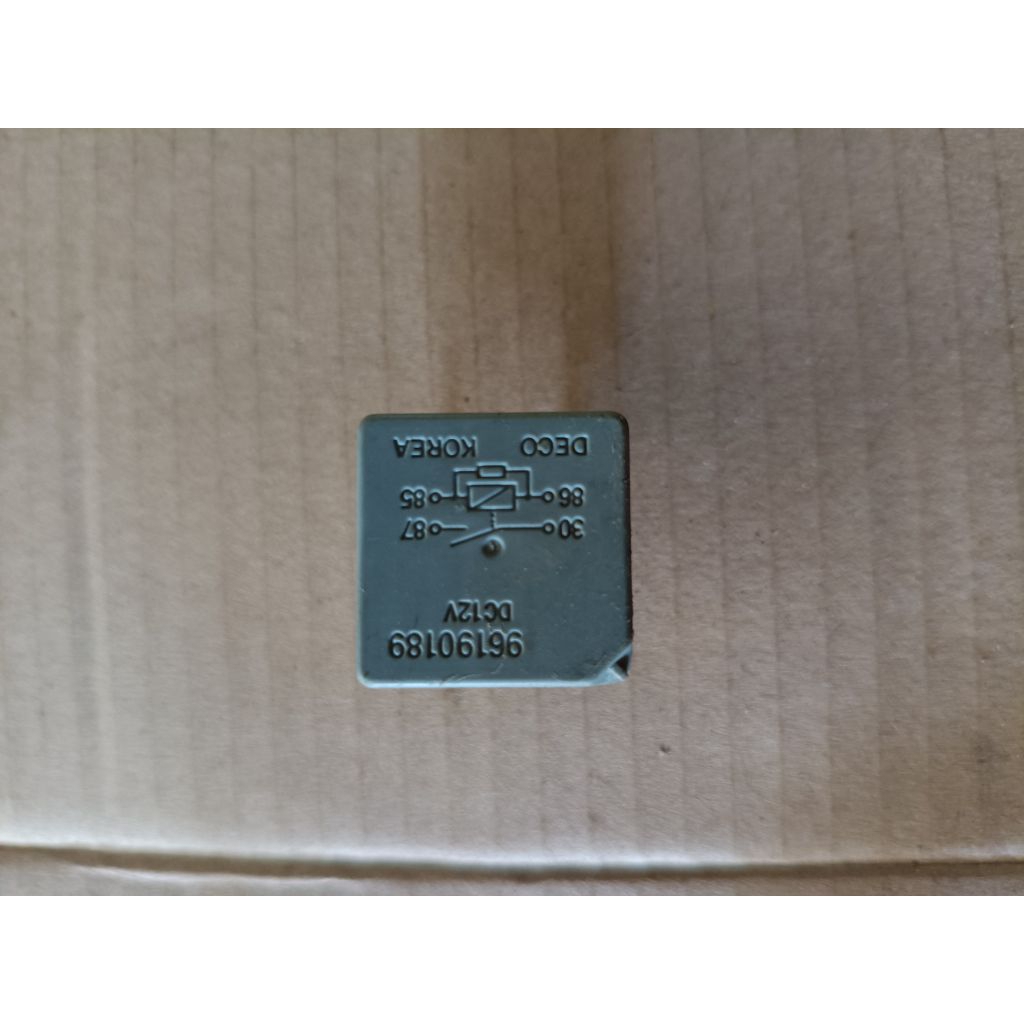 main relay relay DECO kia motor kaki 4 kia carens kia carnival dll..