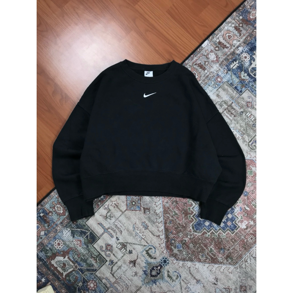 Crewneck Crop Hitam "NIKE CENTER" Second Original