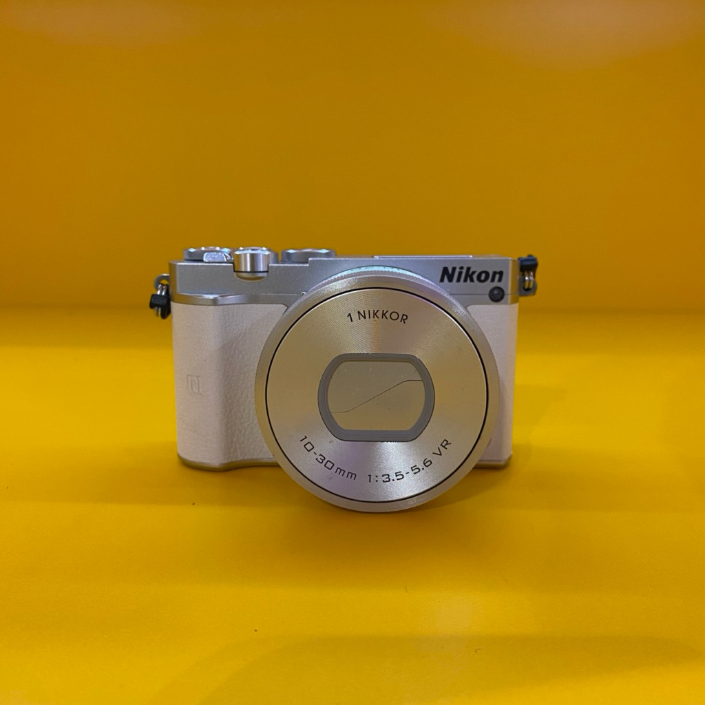 MIRRORLESS NIKON 1 J5 WHITE