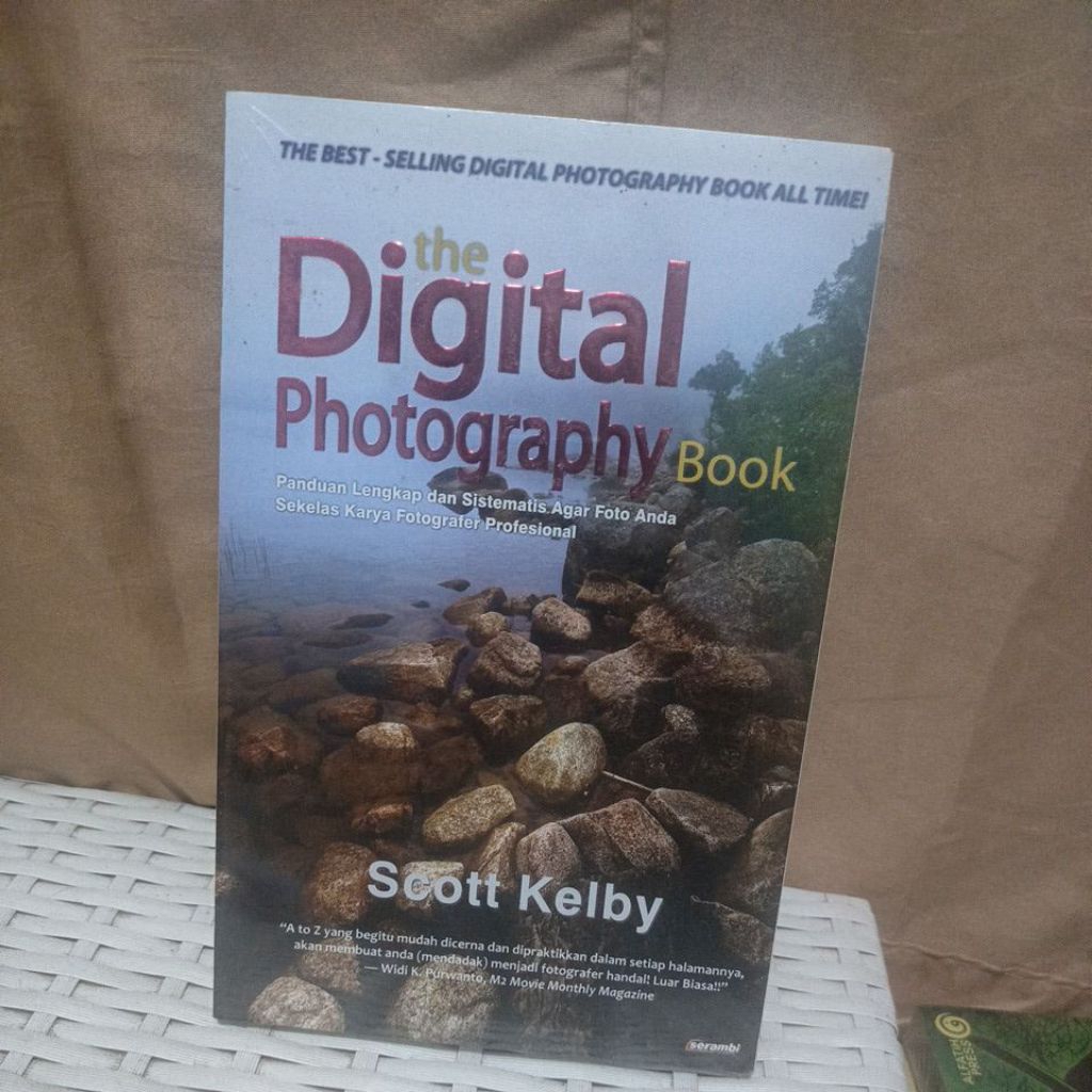 THE DIGITAL PHOTOGRAPHY BOOK - SCOTT KELBY