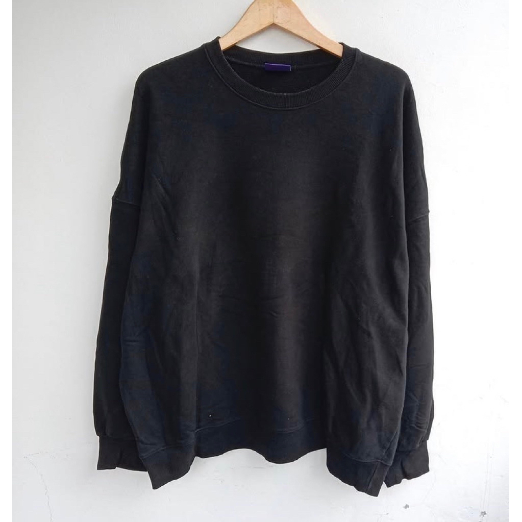 SWEATER HITAM JUMBO LD 150 CM