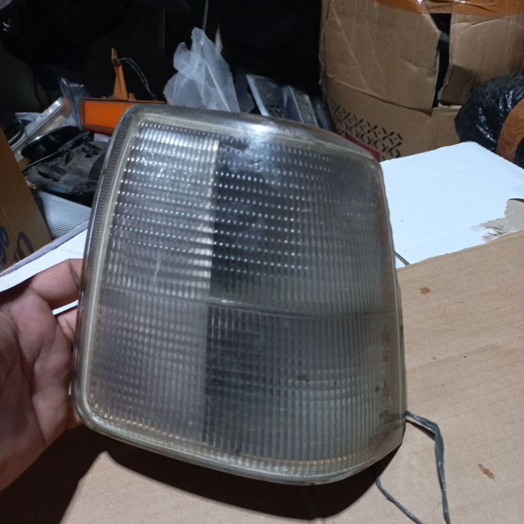LAMPU SEIN VOLVO 740 760 780 ORIGINAL