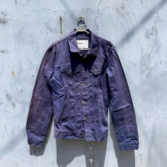 Jaket Denim Trucker Pria White Line