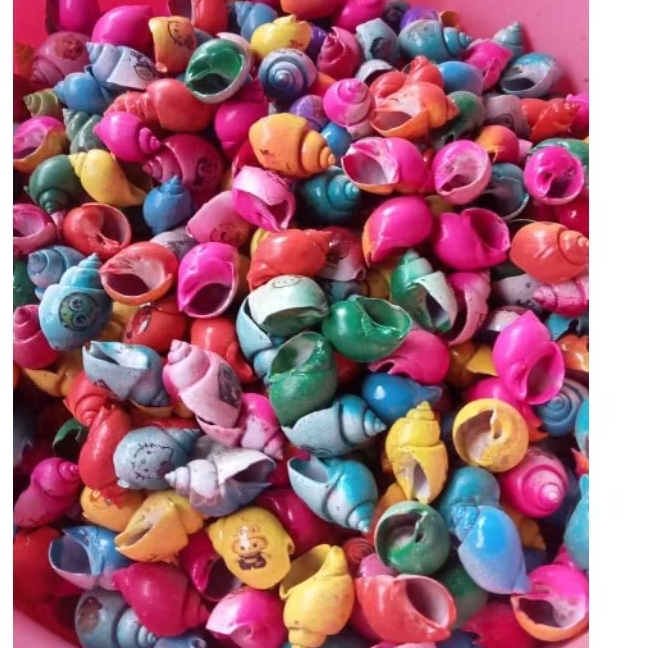 100 cangkang kelomang/umamg umang karakter warna warni