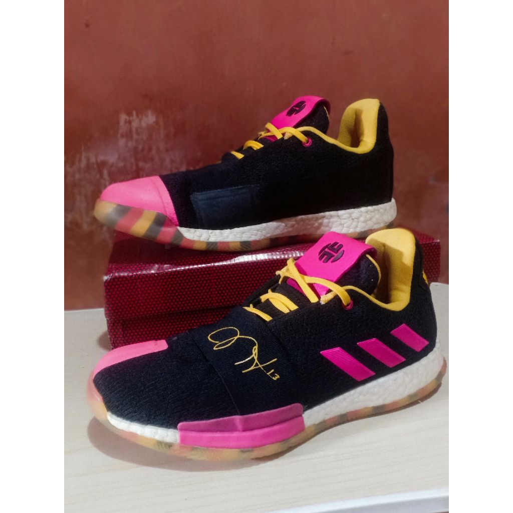 sepatu basket/volli second size 44