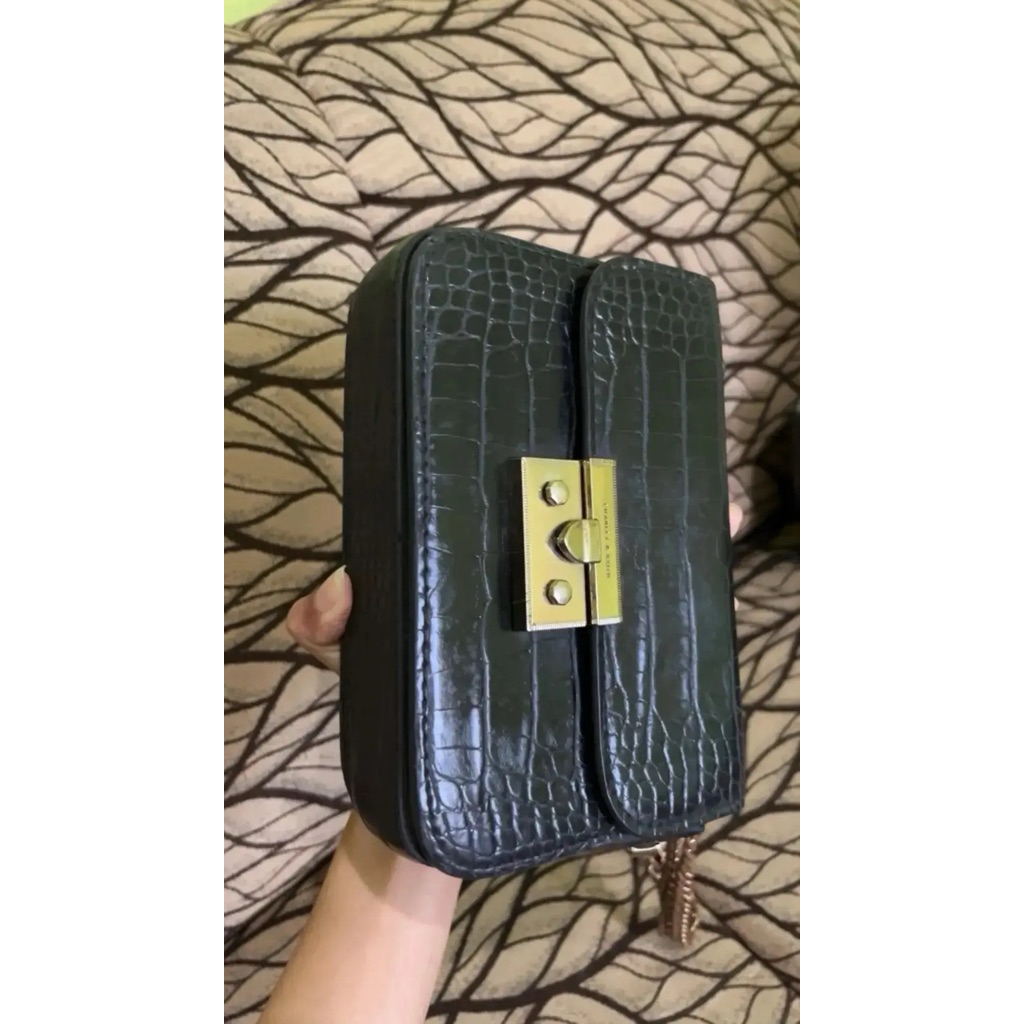 Preloved Tas CK Warna Hitam